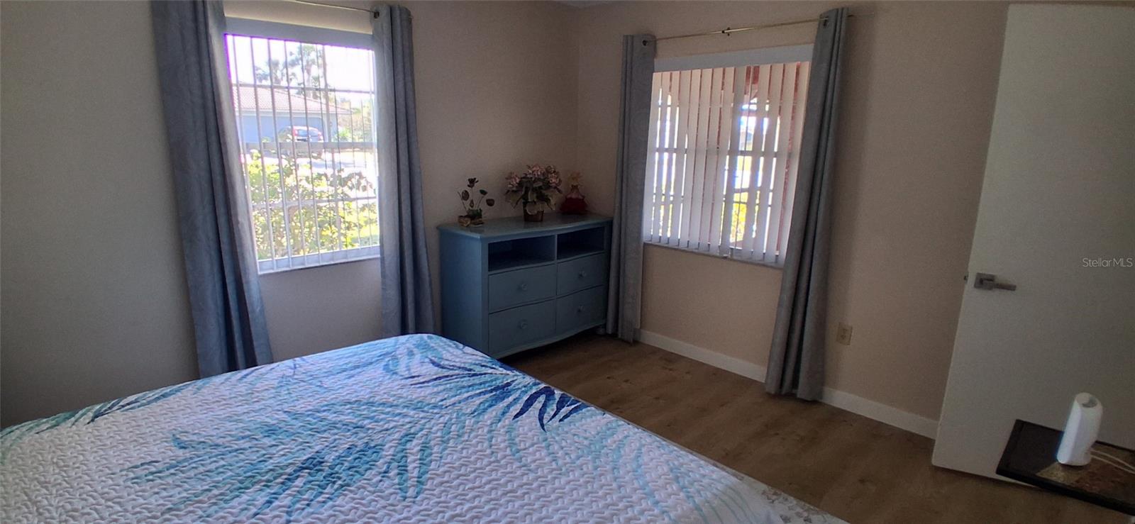 Image 30 of 32 For 441 Rubens Drive E