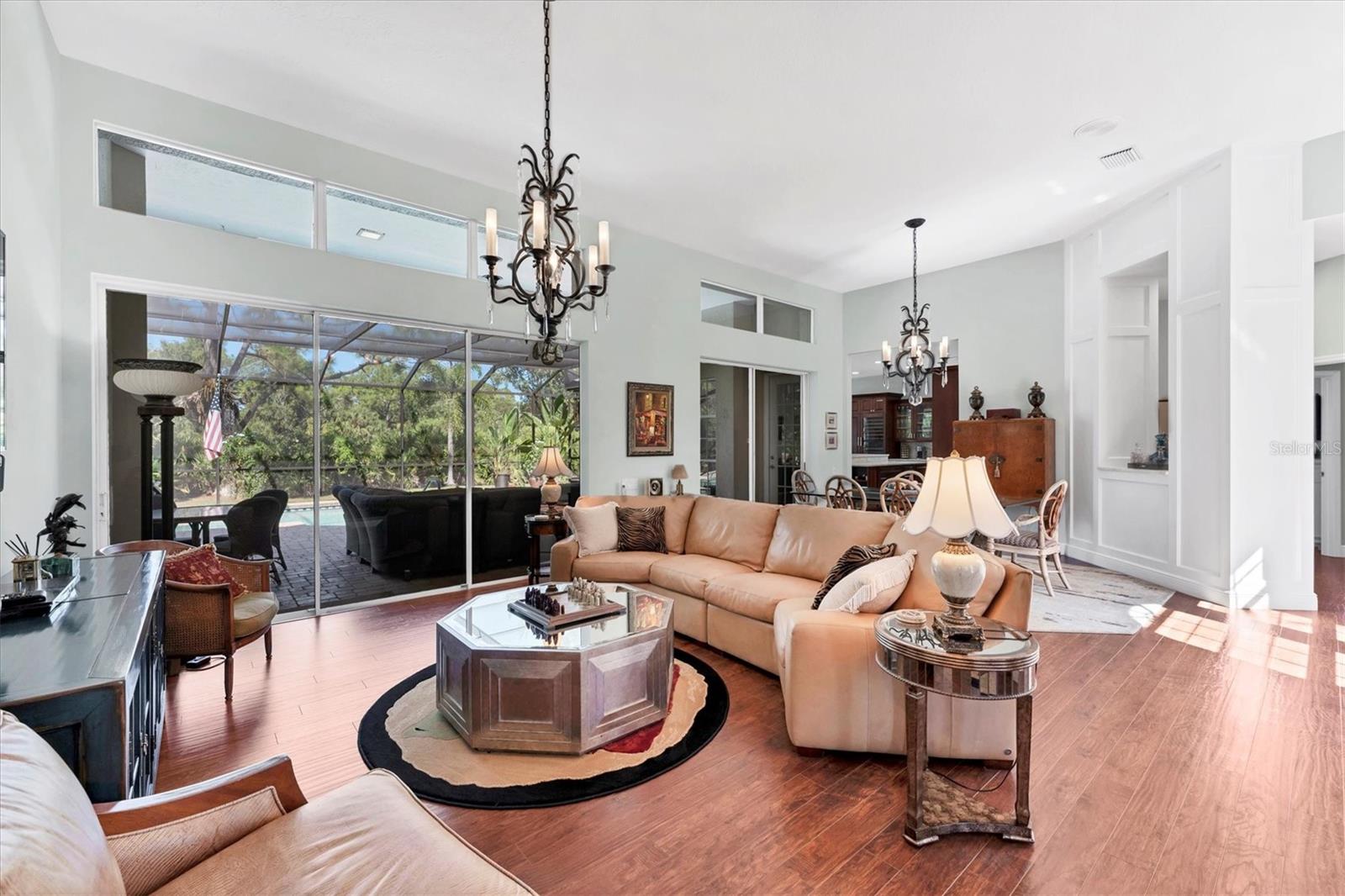 Image 11 of 62 For 8214 Regents Court