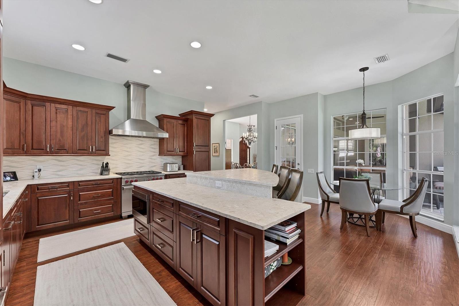 Image 18 of 62 For 8214 Regents Court