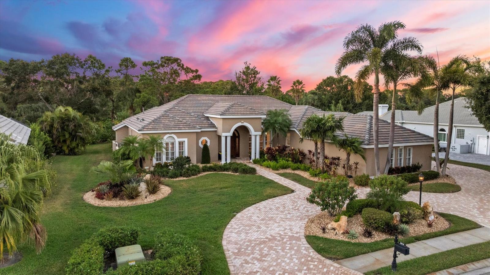 Image 2 of 62 For 8214 Regents Court