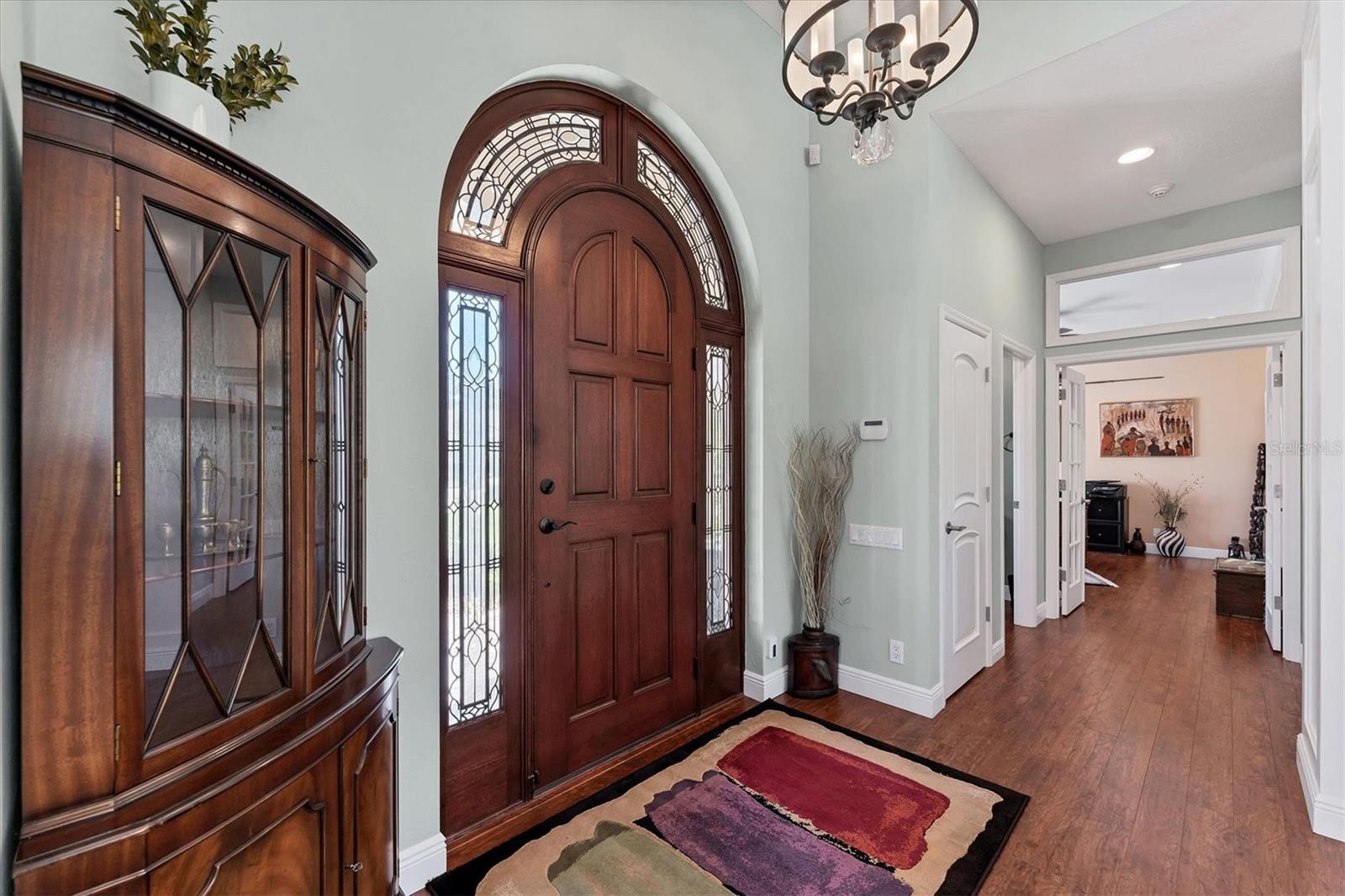 Image 9 of 62 For 8214 Regents Court