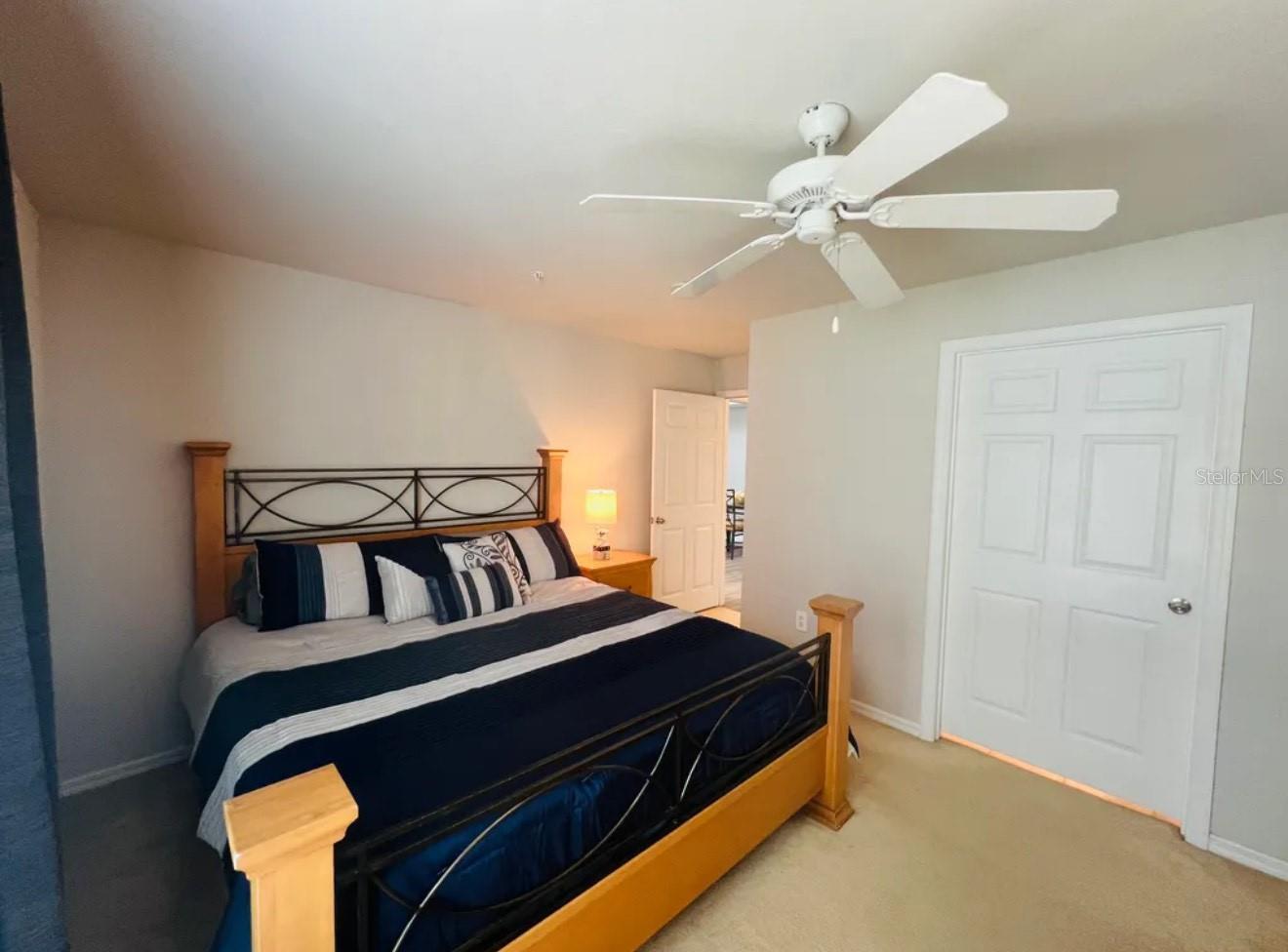 Image 11 of 18 For 5571 Rosehill  205