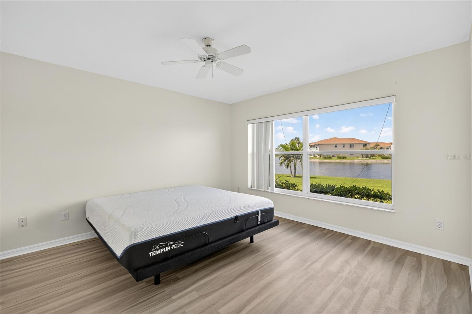 Image 13 of 28 For 11644 Egret Circle 701