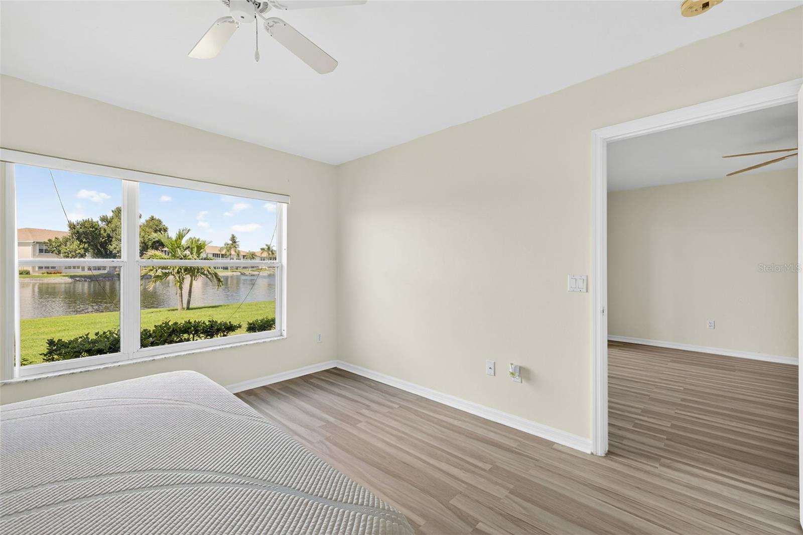 Image 14 of 28 For 11644 Egret Circle 701