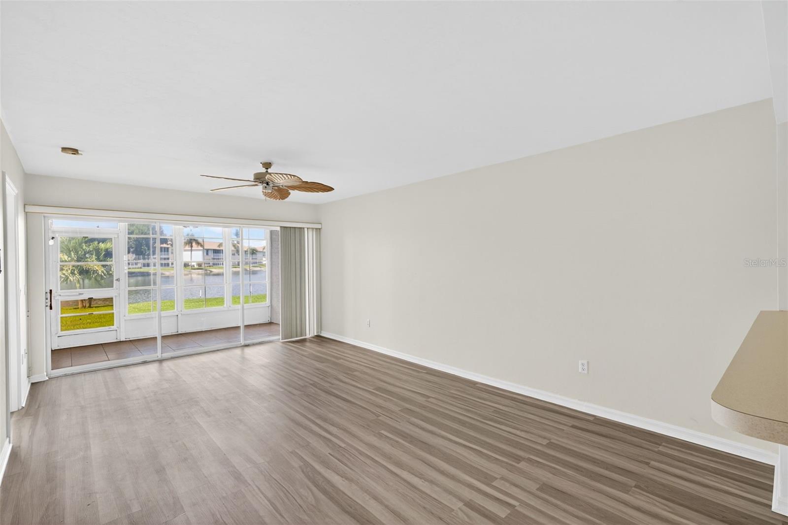 Image 4 of 28 For 11644 Egret Circle 701