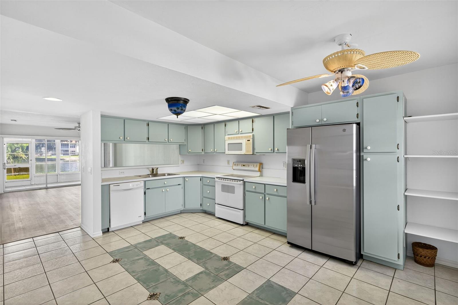 Image 8 of 28 For 11644 Egret Circle 701