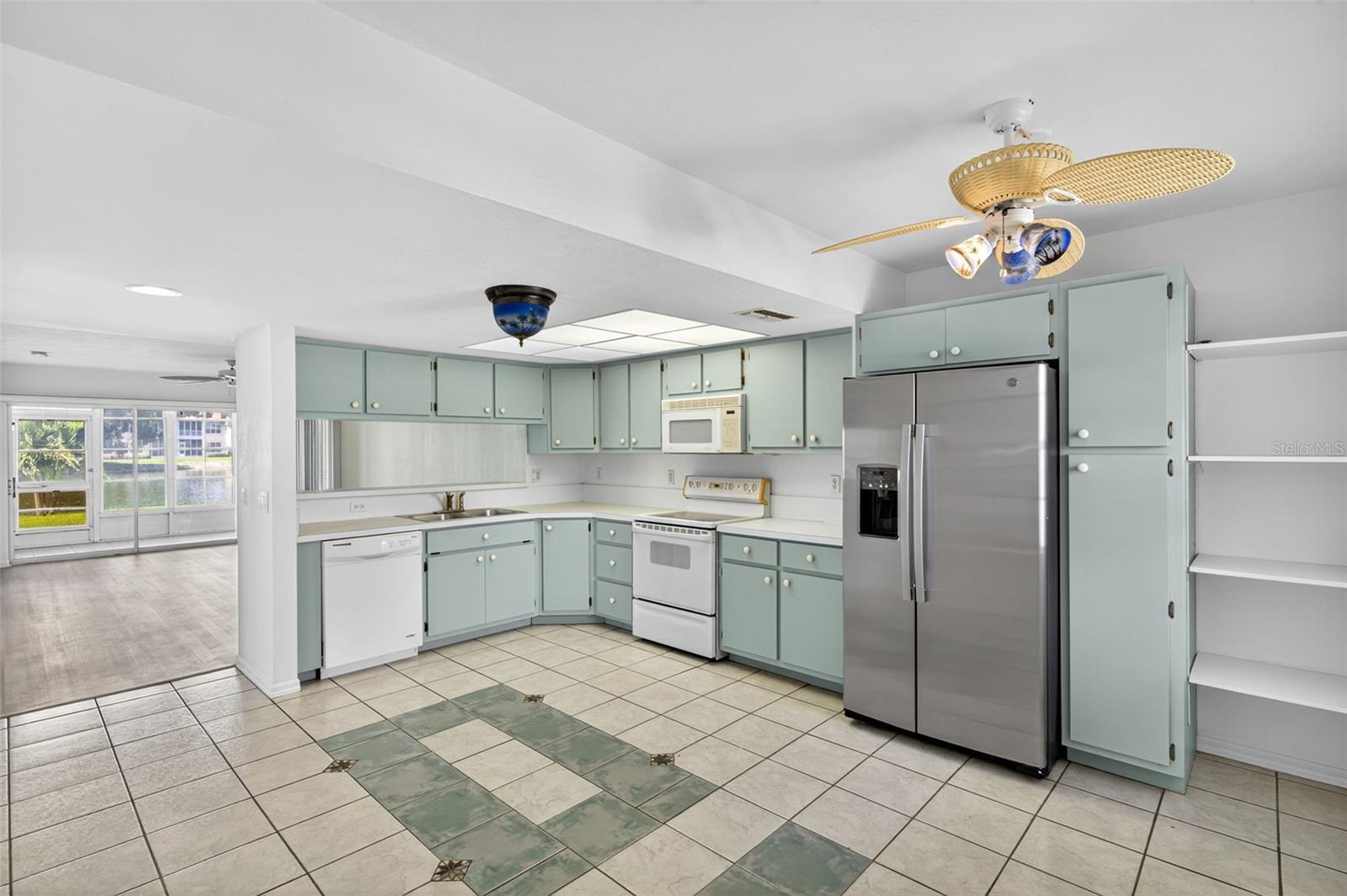 Image 9 of 28 For 11644 Egret Circle 701