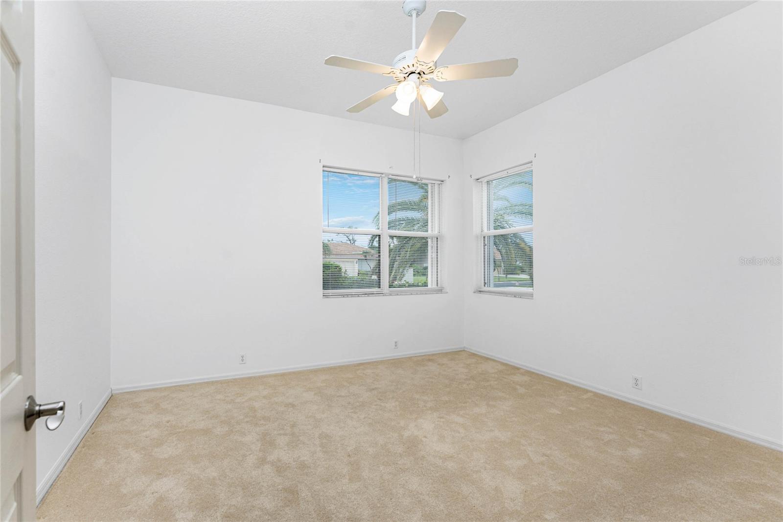 Image 31 of 77 For 6730 Greenview Lane
