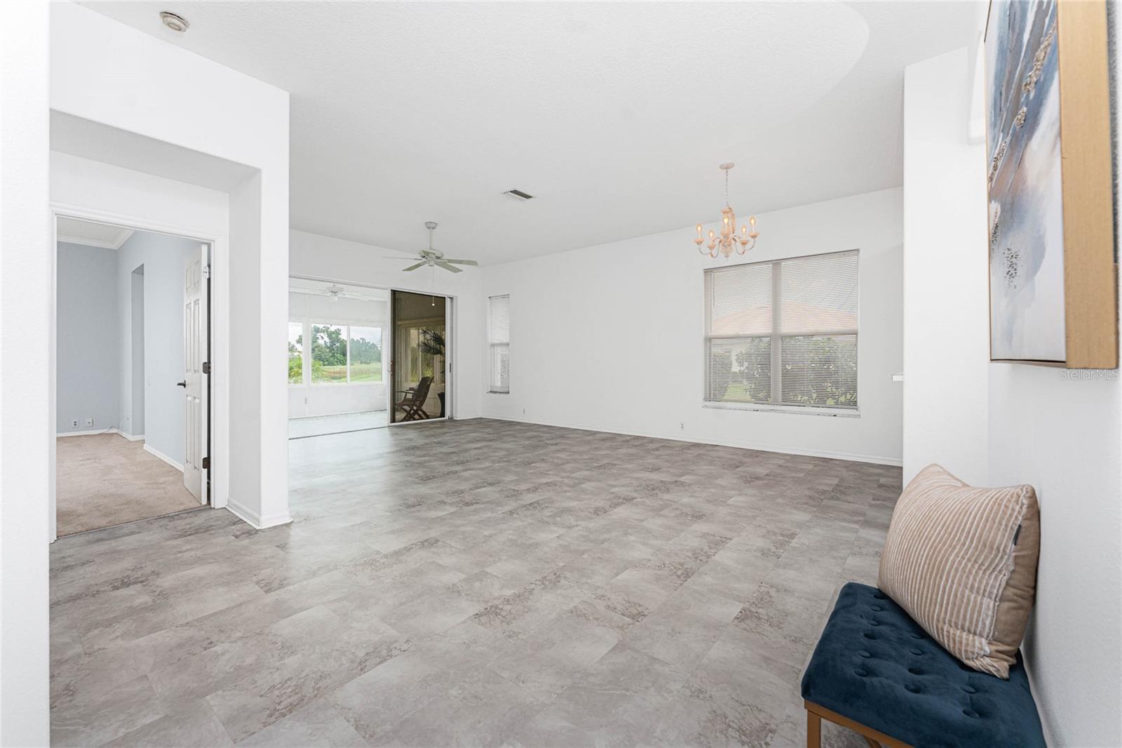 Image 9 of 77 For 6730 Greenview Lane