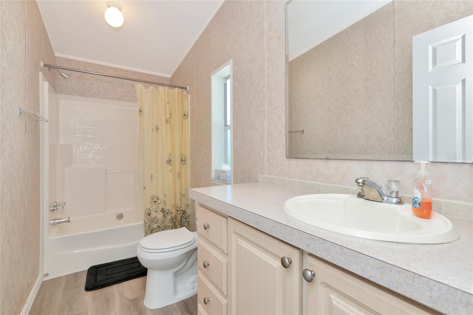 Image 15 of 37 For 3308 Anastasia Place