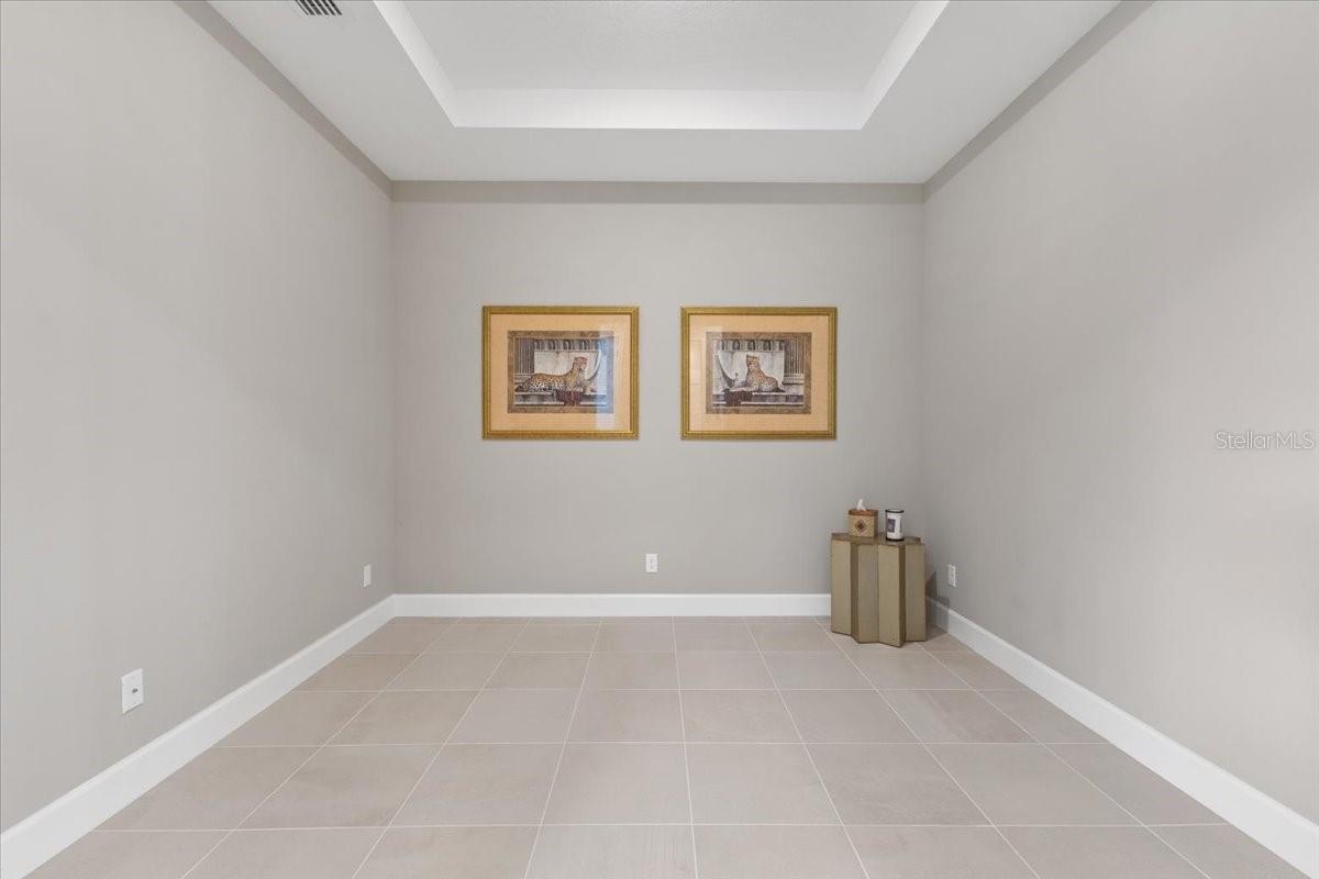 Image 12 of 16 For 6236 Grandview Hill Court