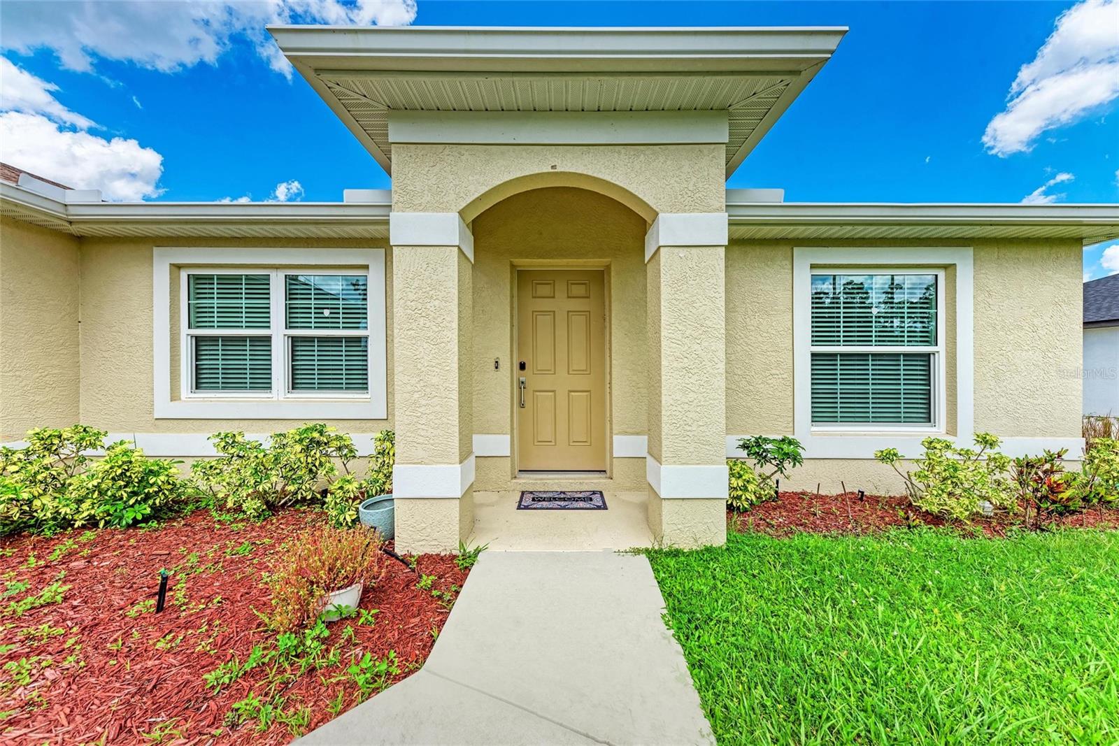 Image 4 of 39 For 3560 Eldron Avenue