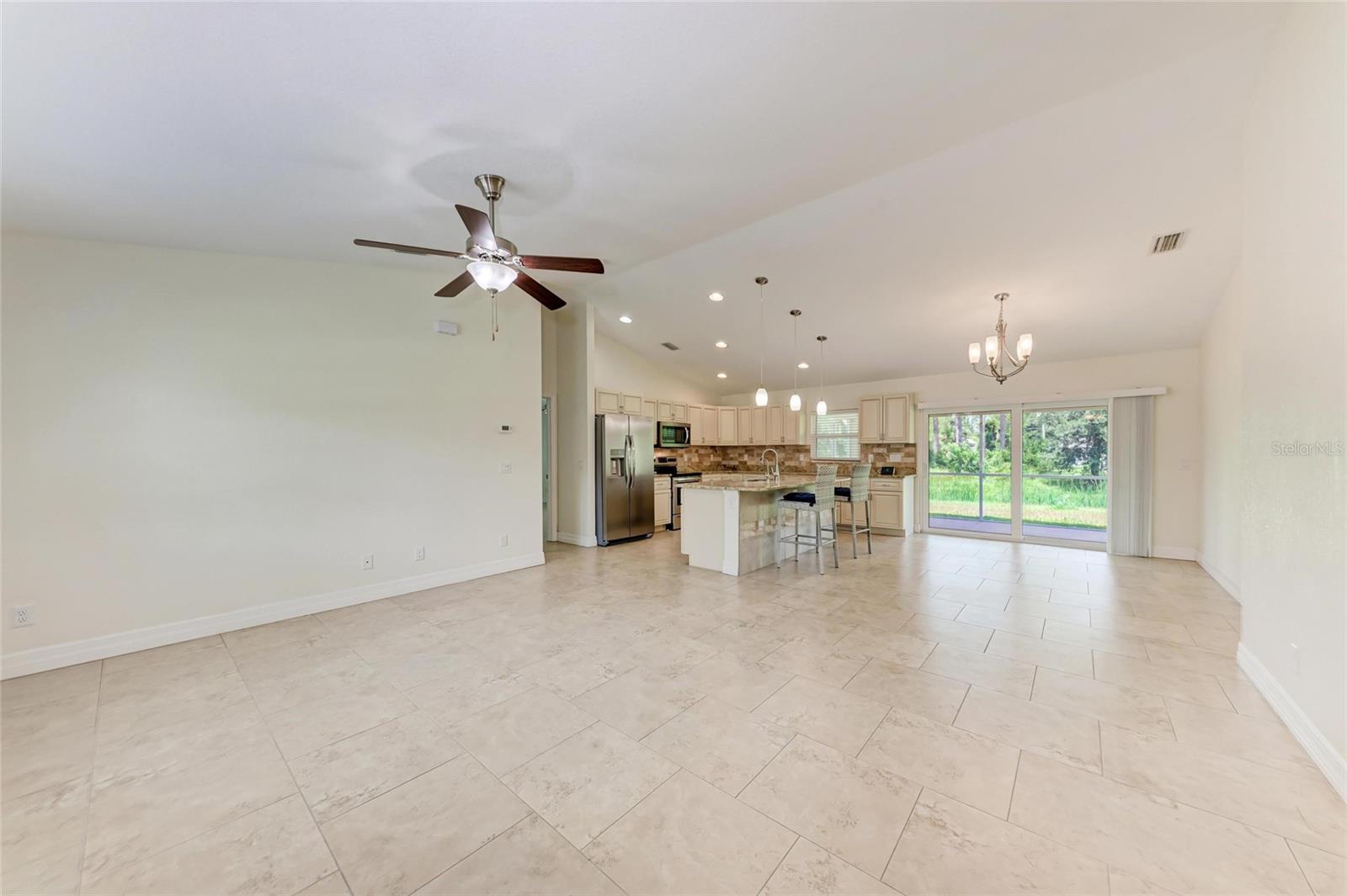Image 6 of 39 For 3560 Eldron Avenue