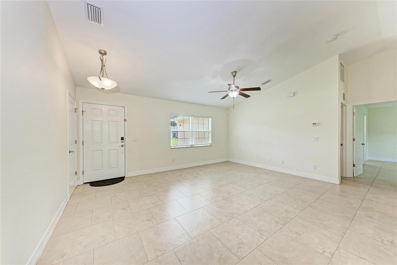 Image 9 of 39 For 3560 Eldron Avenue