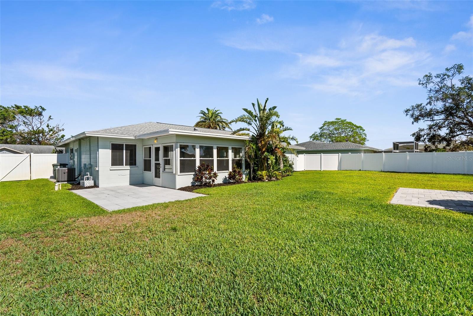 Image 27 of 33 For 913 64th Street W