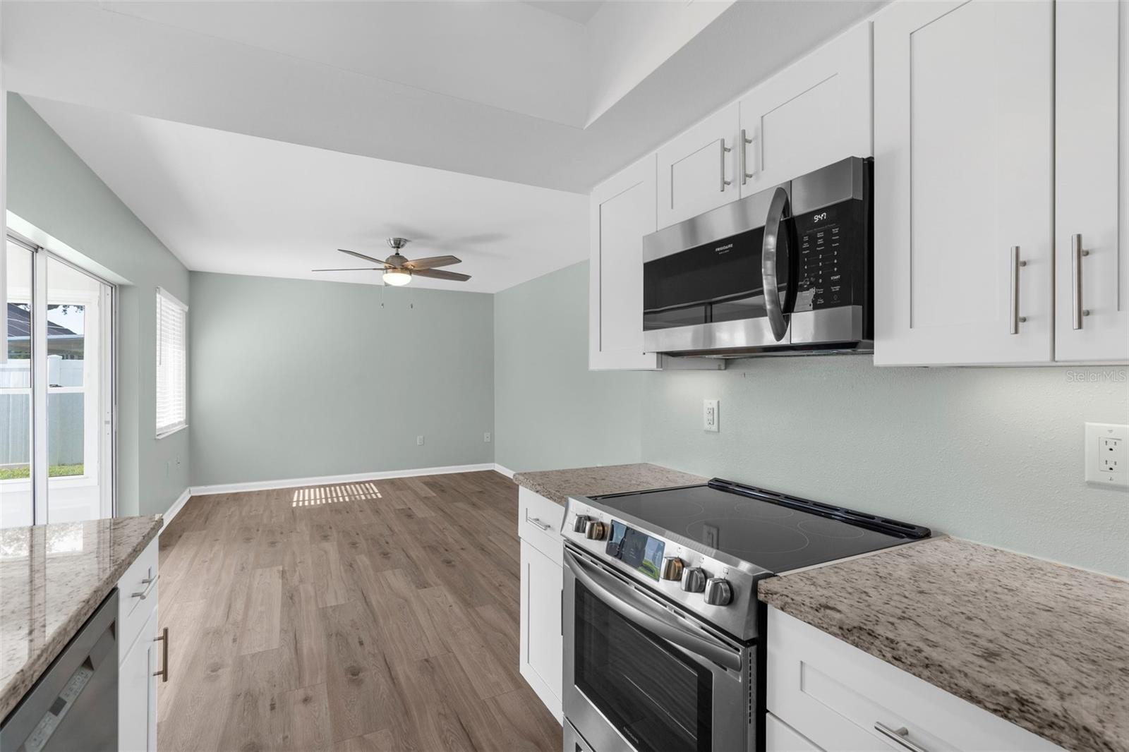 Image 7 of 33 For 913 64th Street W