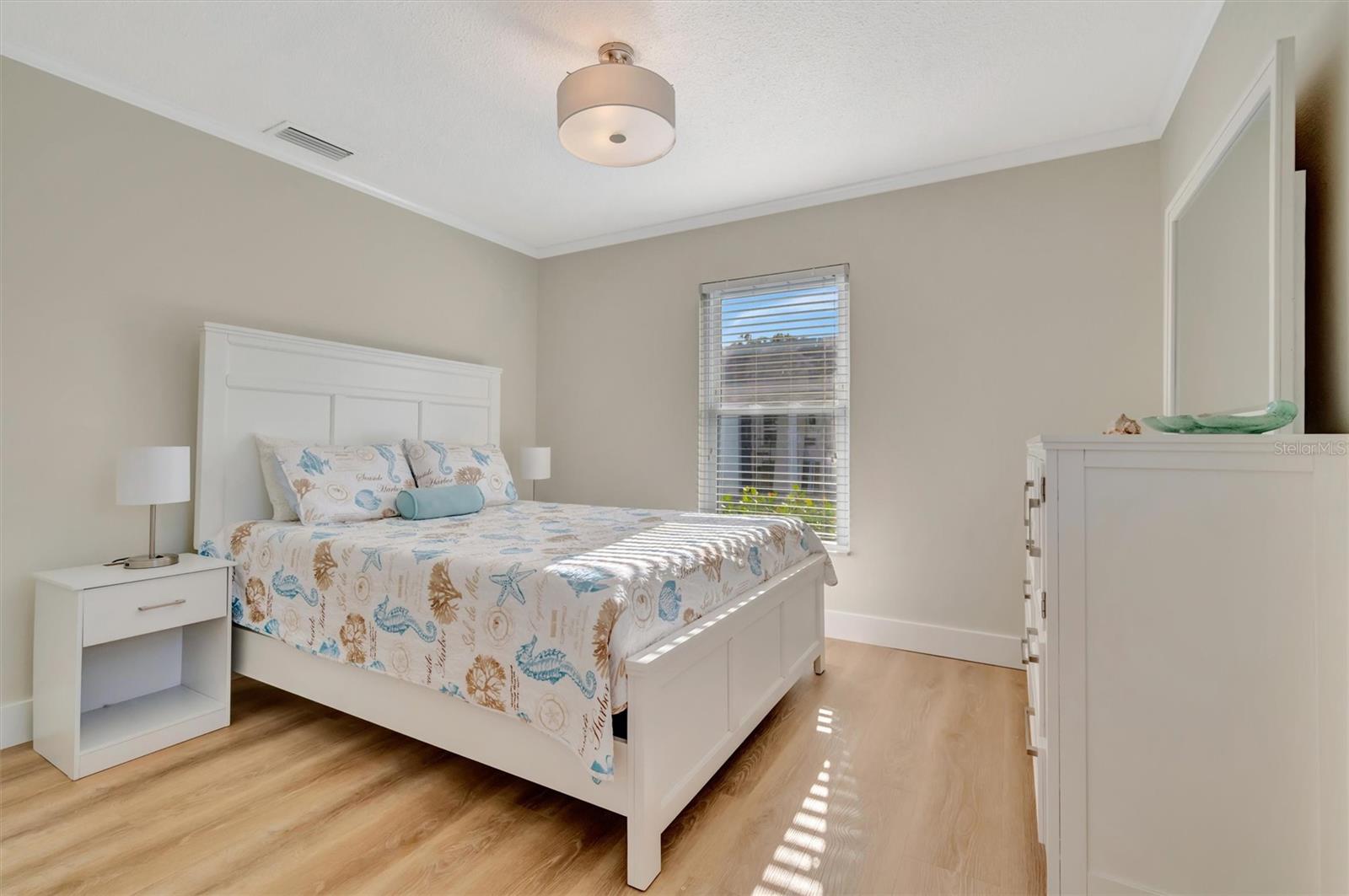 Image 27 of 39 For 9718 Hernando Court