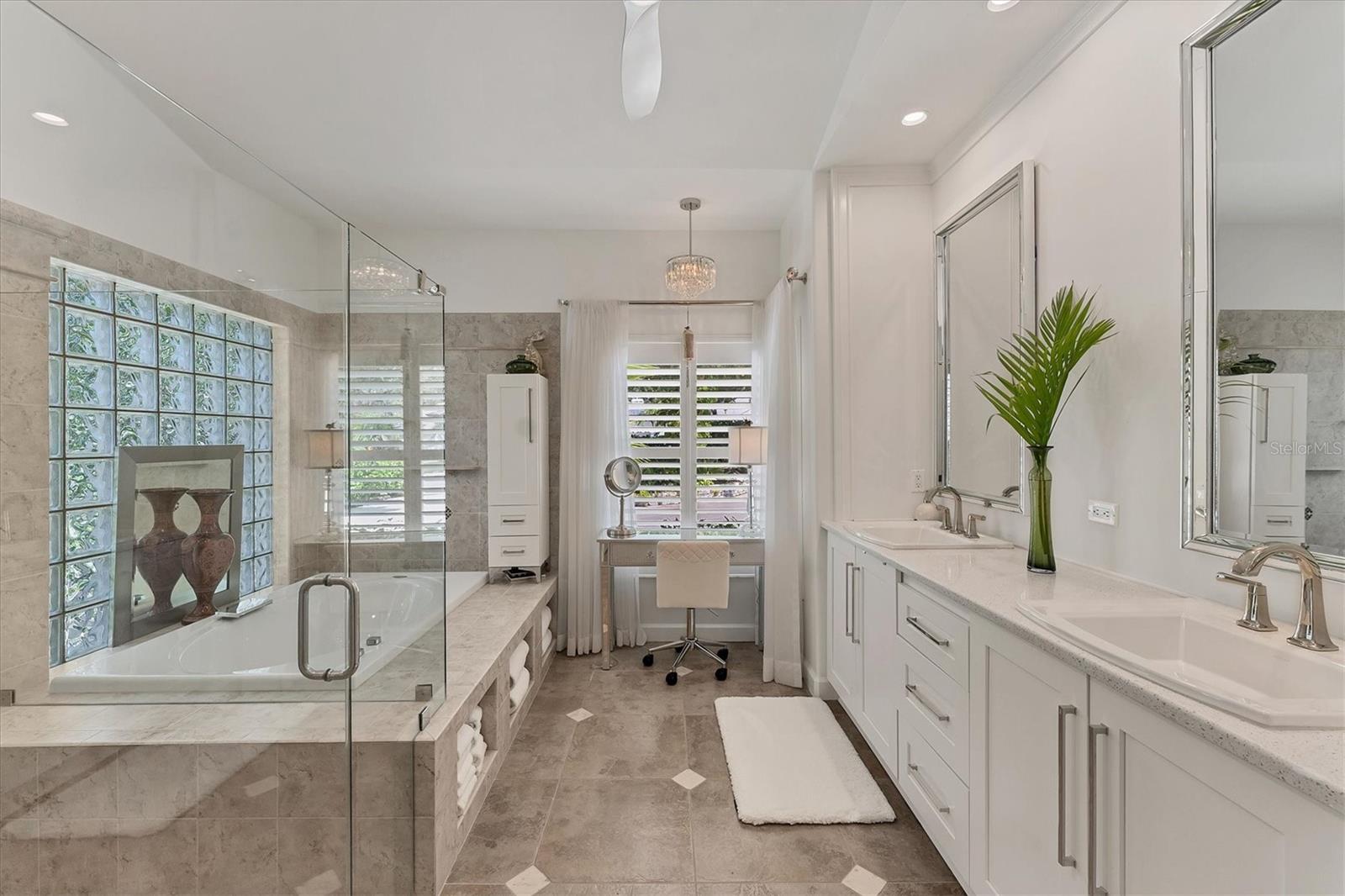 Image 20 of 44 For 6102 Sonesta Court