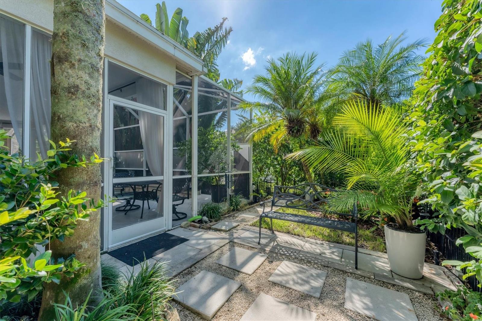 Image 37 of 44 For 6102 Sonesta Court