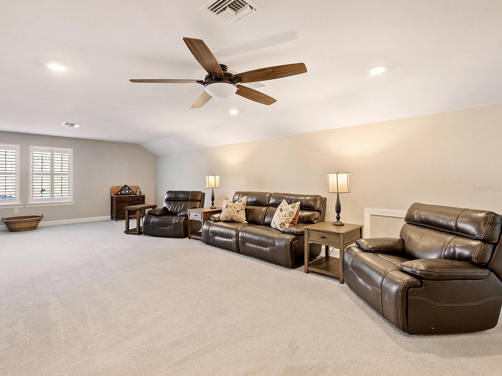 Image 42 of 84 For 7884 Grande Shores Drive