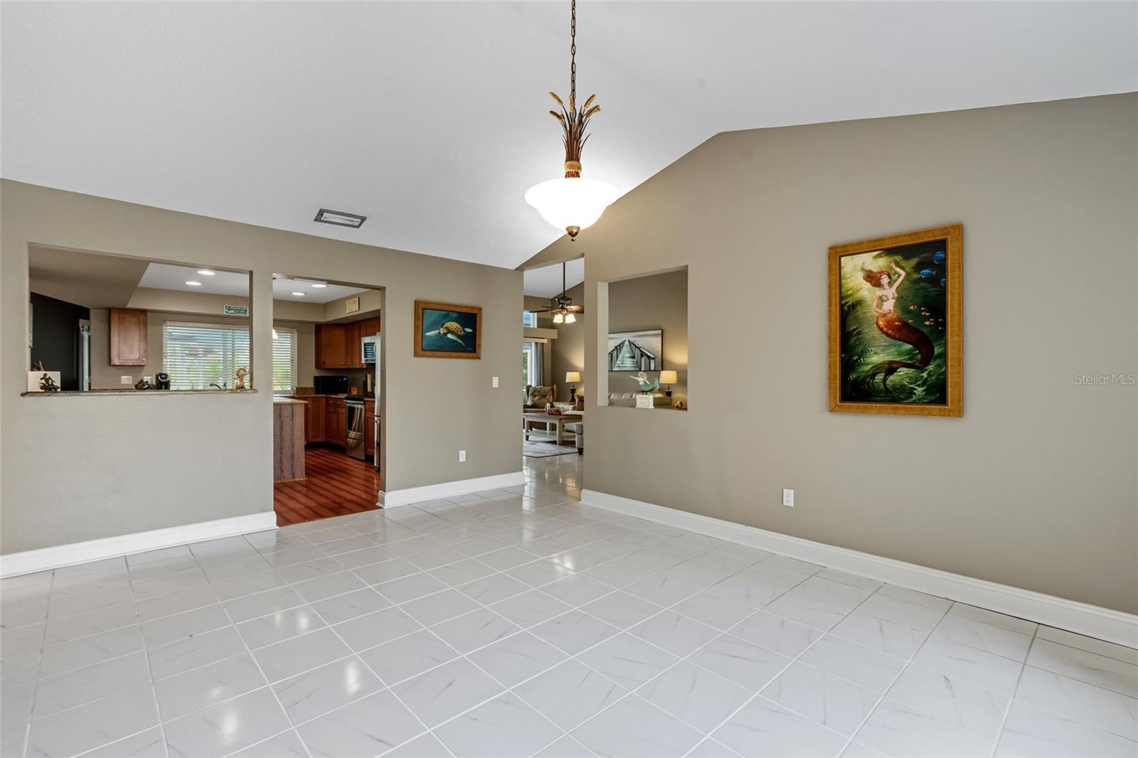 Image 18 of 51 For 1602 Southbay Drive
