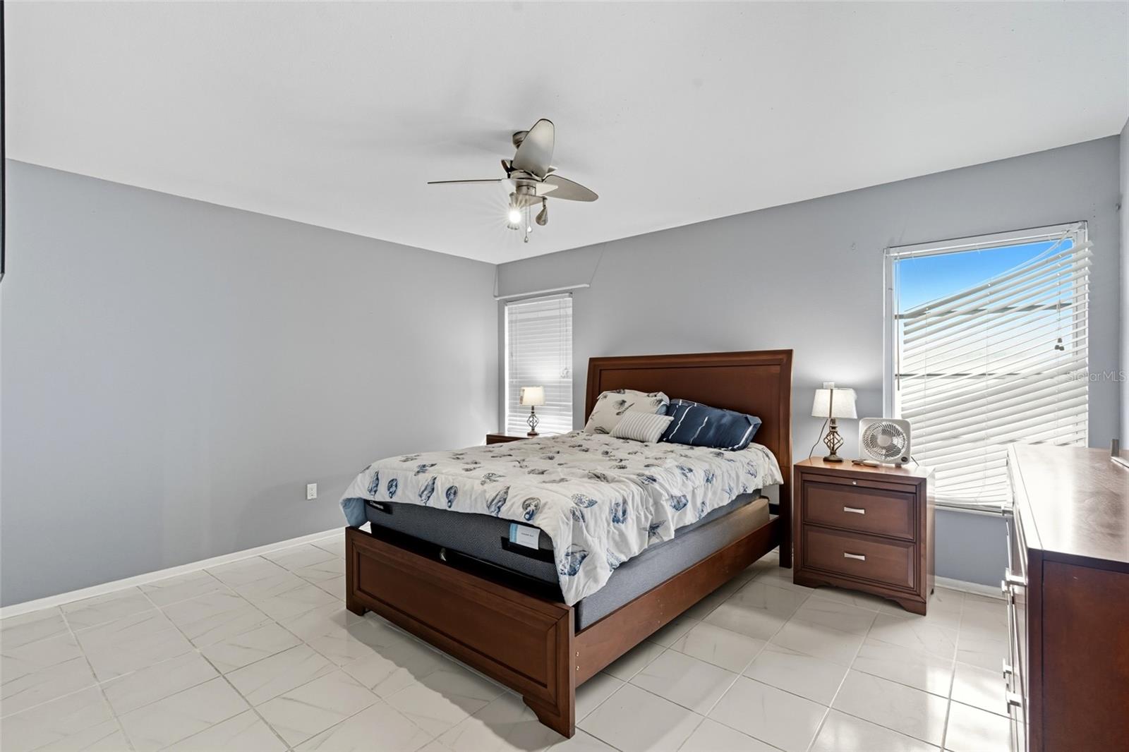 Image 20 of 51 For 1602 Southbay Drive