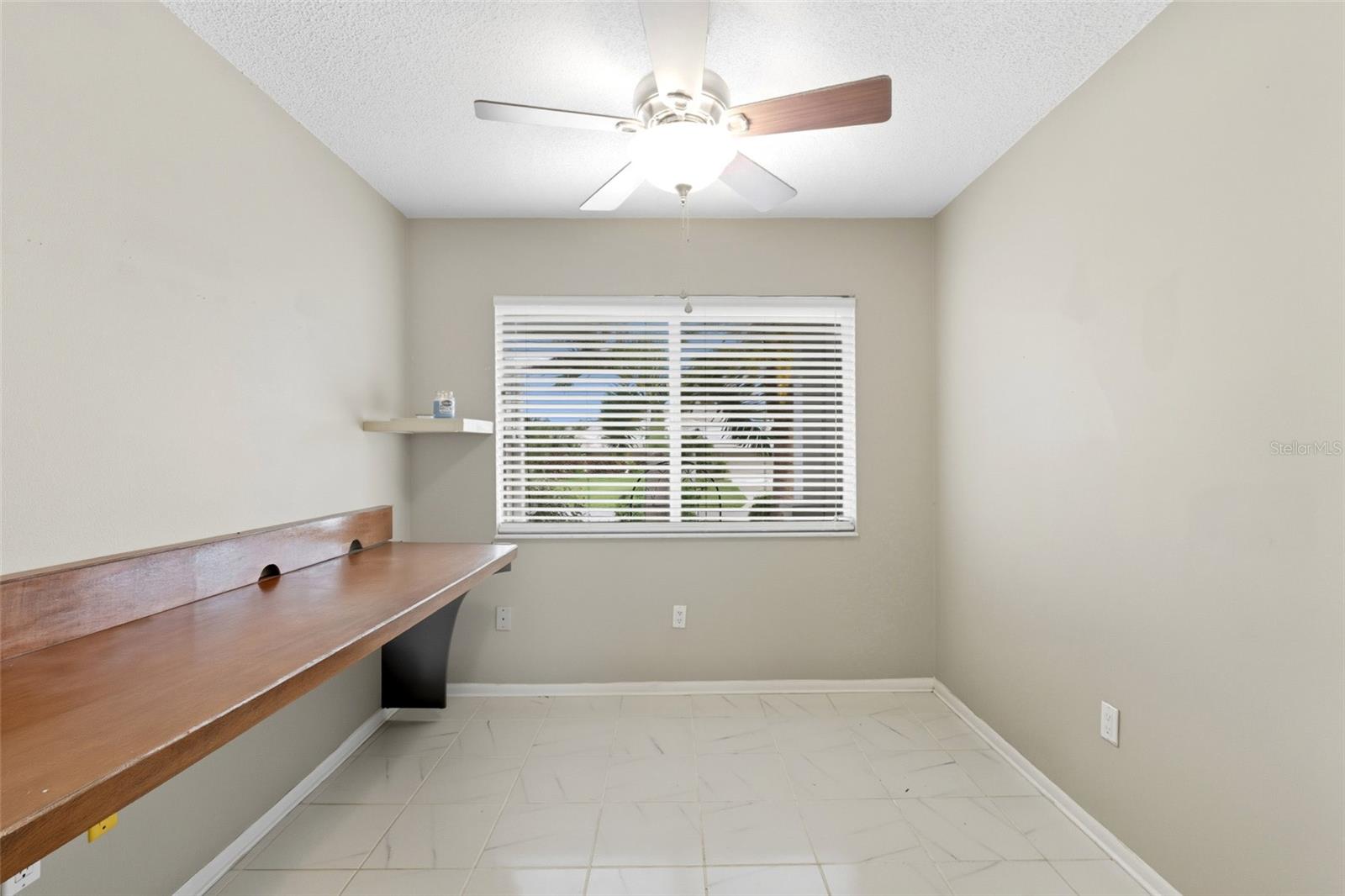 Image 38 of 51 For 1602 Southbay Drive