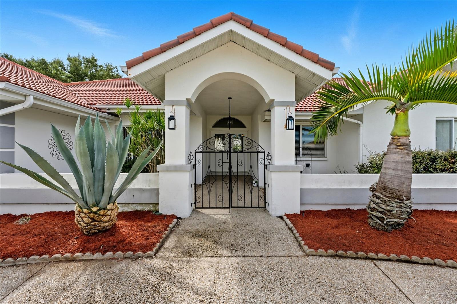 Image 6 of 51 For 1602 Southbay Drive