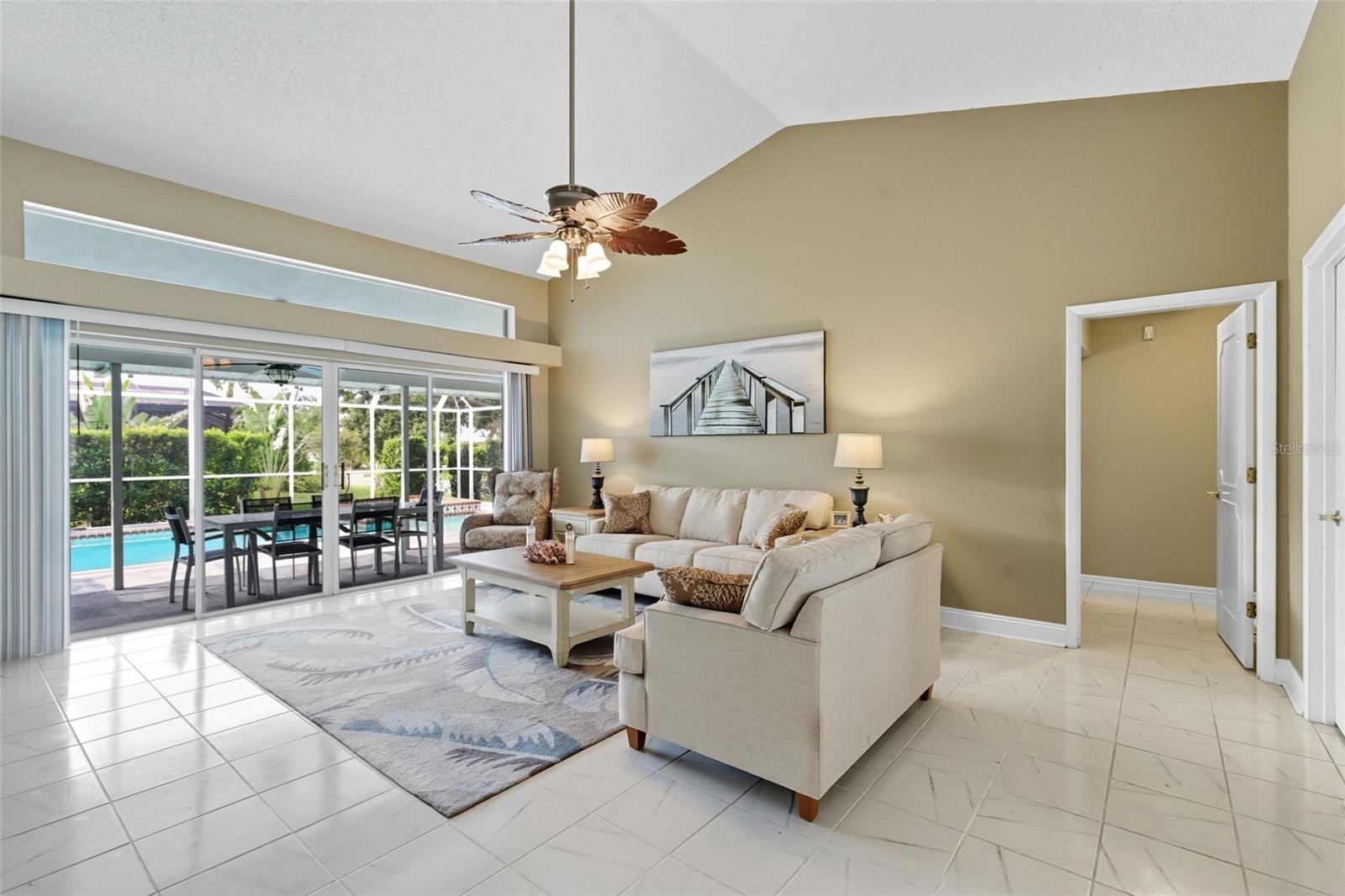 Image 8 of 51 For 1602 Southbay Drive