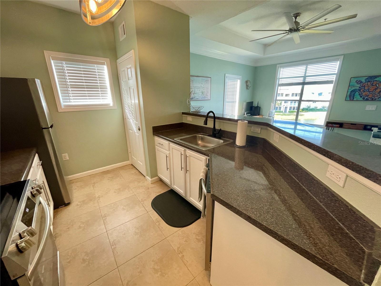 Image 12 of 17 For 4802 51st Street W 324