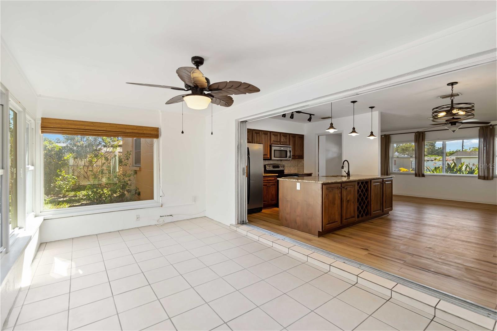 Image 18 of 65 For 5224 39th Avenue W