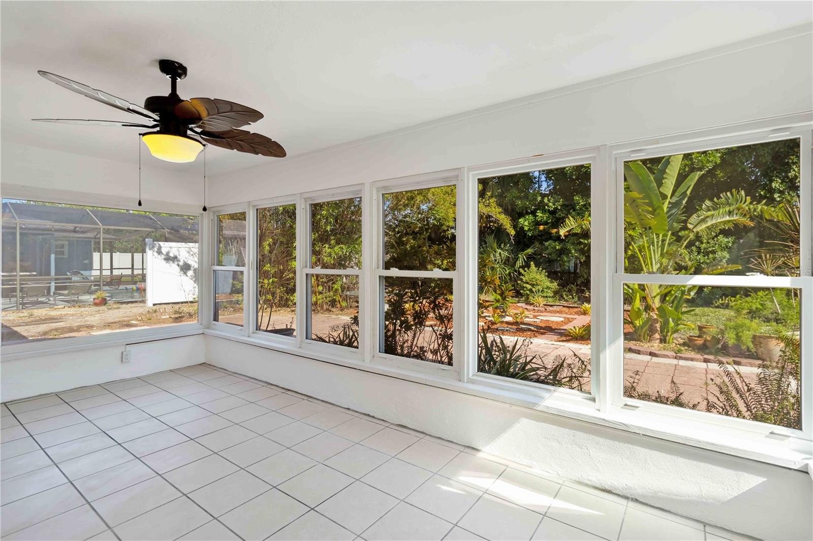 Image 20 of 65 For 5224 39th Avenue W