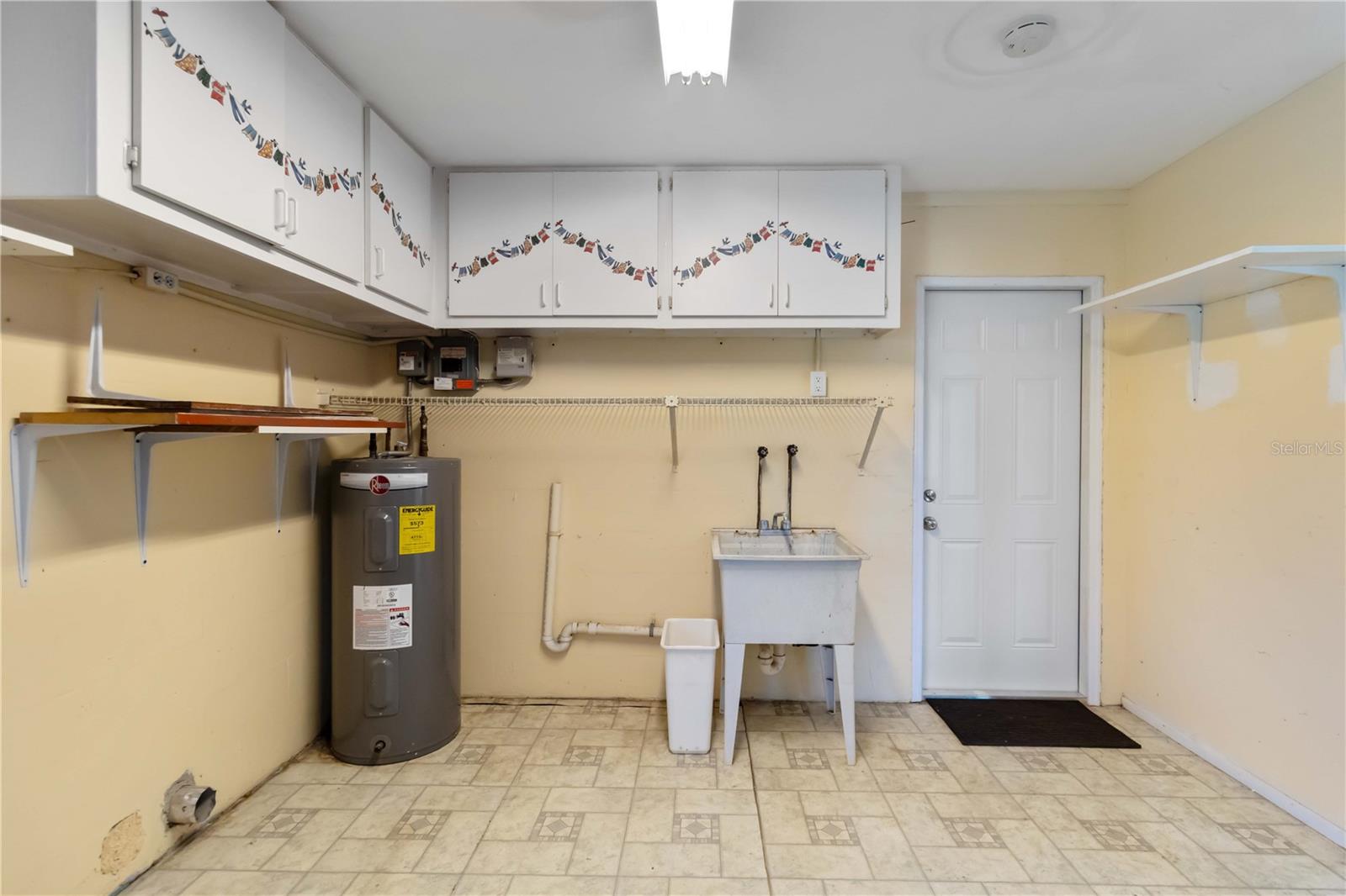 Image 37 of 65 For 5224 39th Avenue W