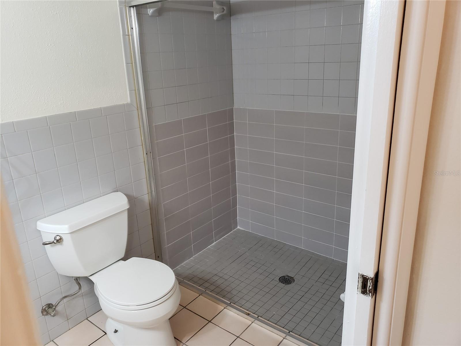 Image 18 of 28 For 4317 Ardale Street