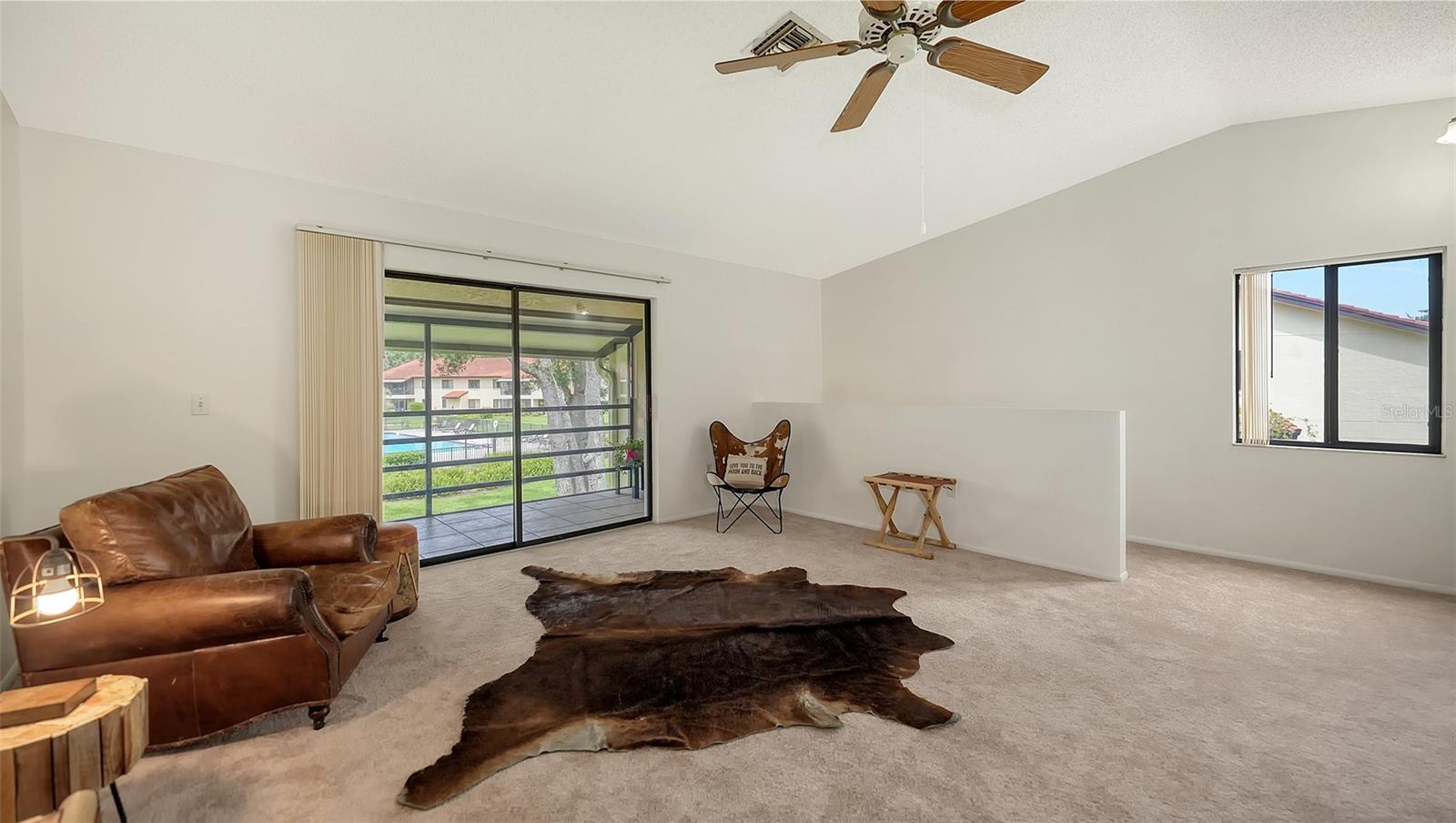 Image 15 of 36 For 5785 Gardens Drive 5785