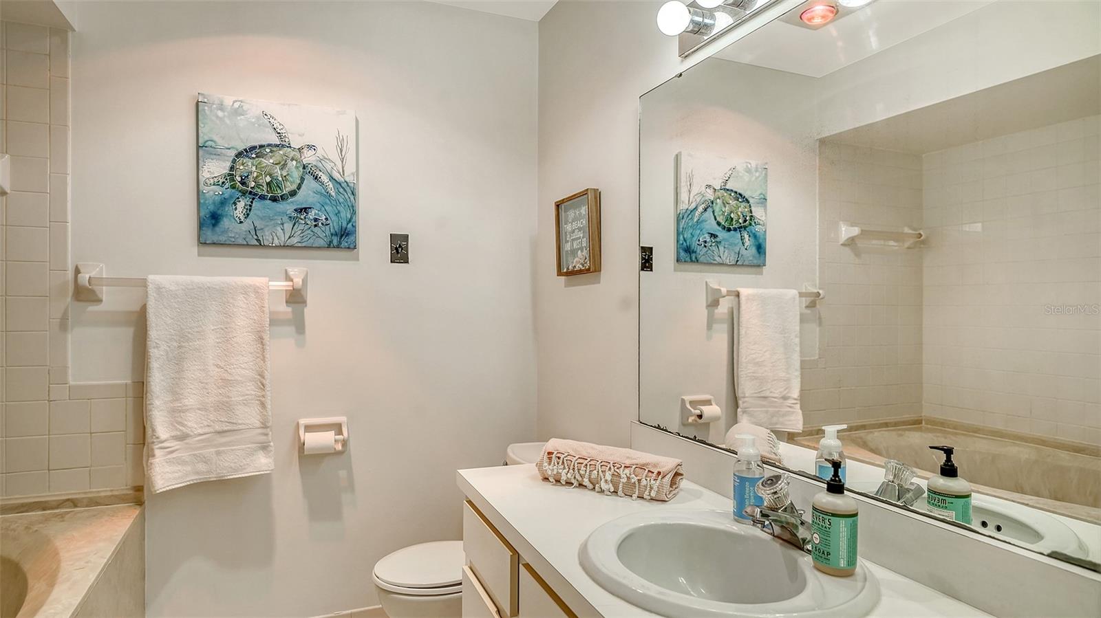 Image 24 of 36 For 5785 Gardens Drive 5785