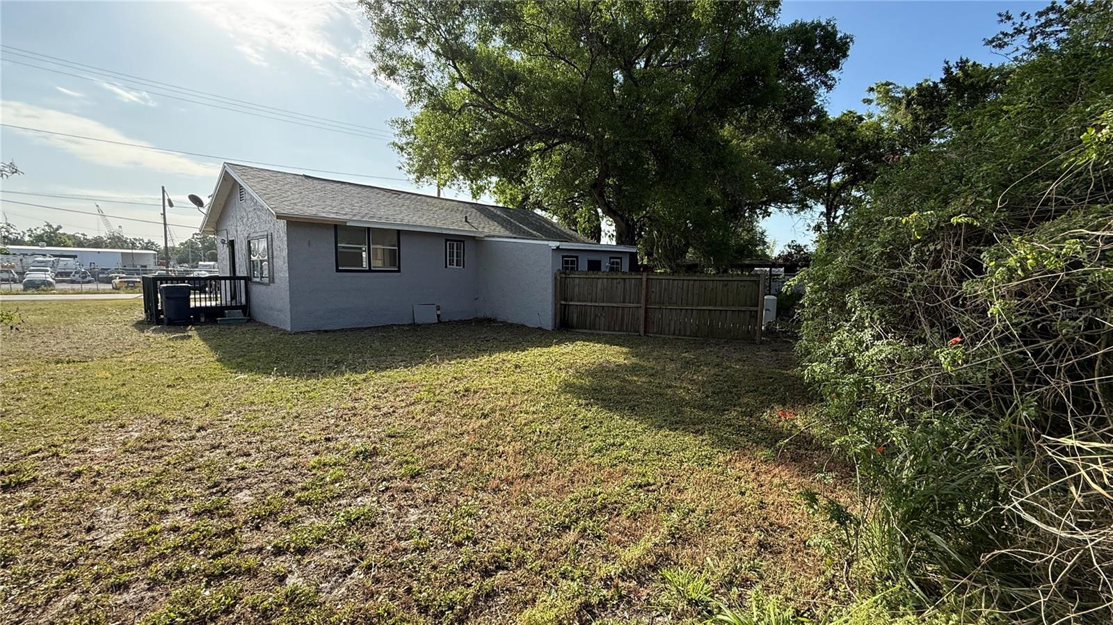 Image 21 of 24 For 2516 56th Street