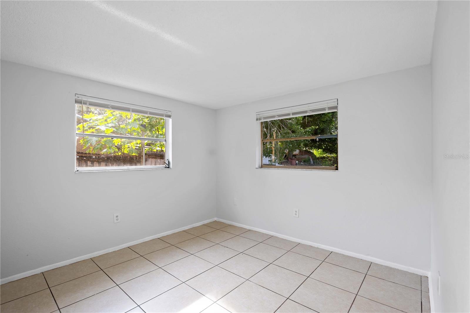 Image 18 of 22 For 408 60th Avenue Drive W