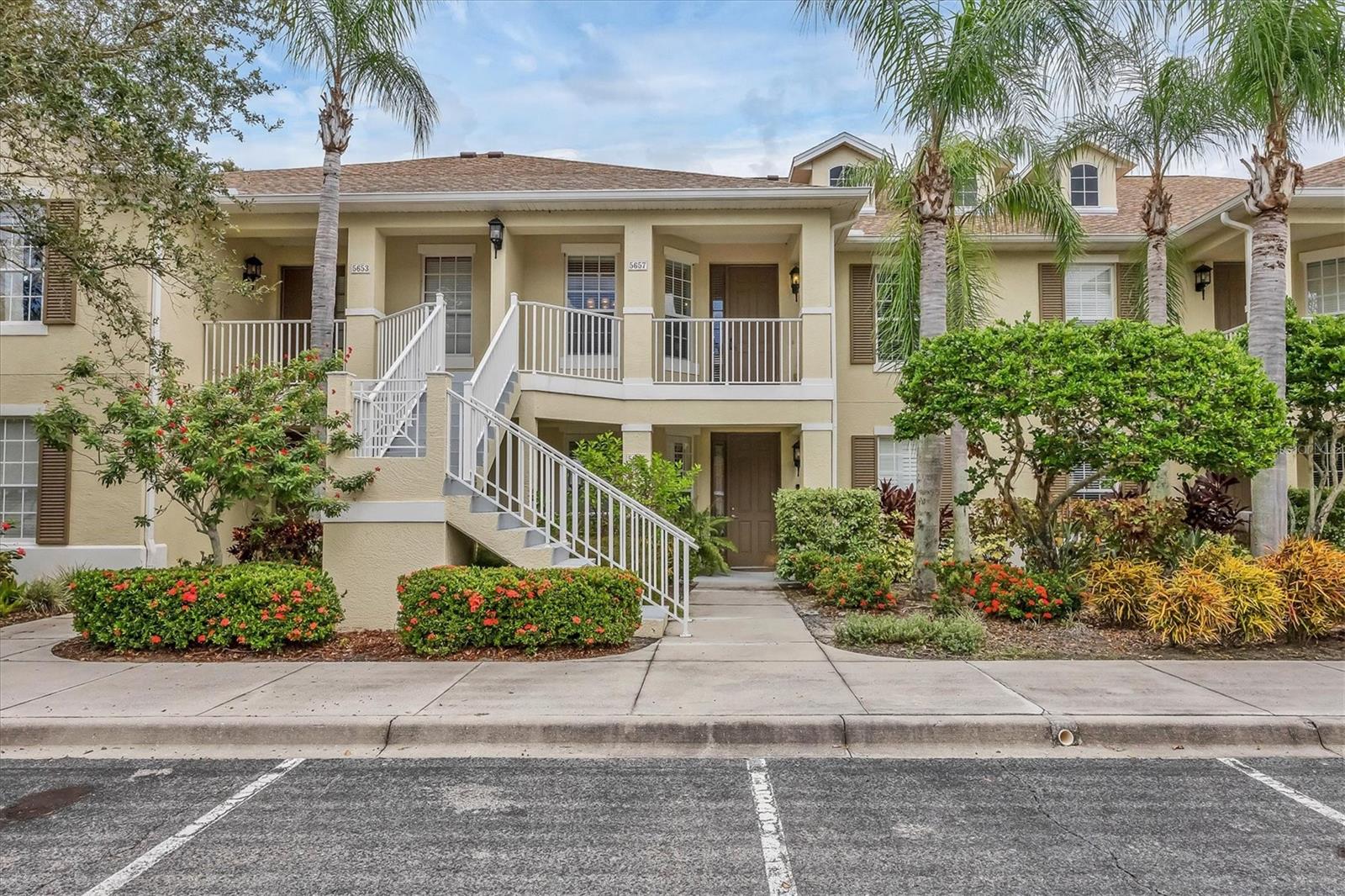 Image 3 of 79 For 5657 Key Largo Court 5657