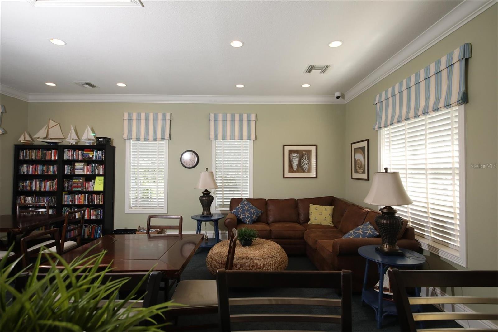 Image 58 of 79 For 5657 Key Largo Court 5657