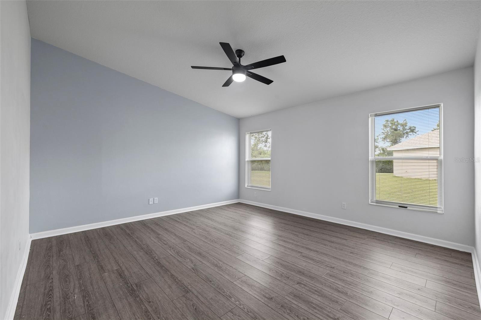 Image 11 of 69 For 5941 106th Terrace E