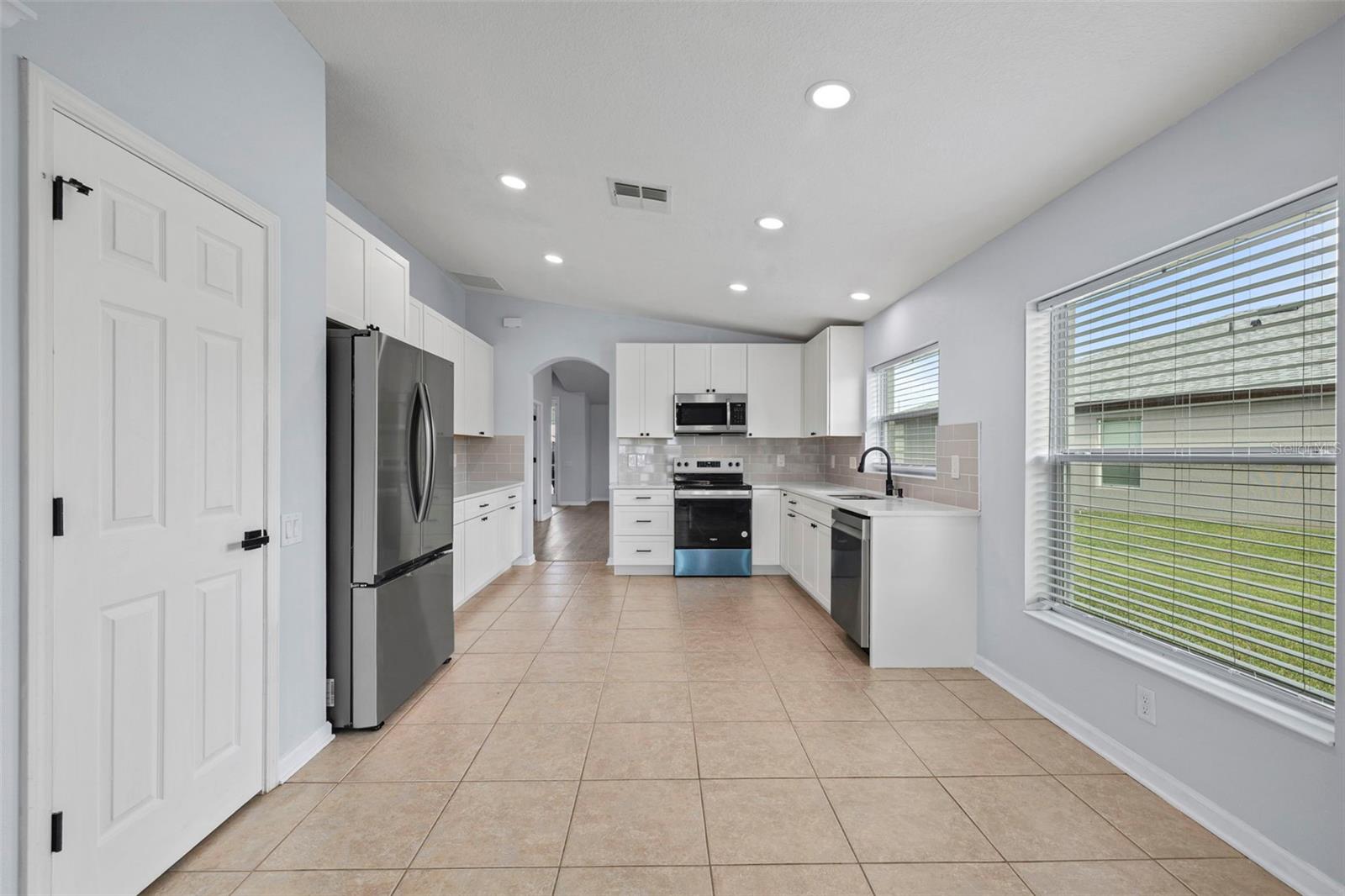 Image 16 of 69 For 5941 106th Terrace E
