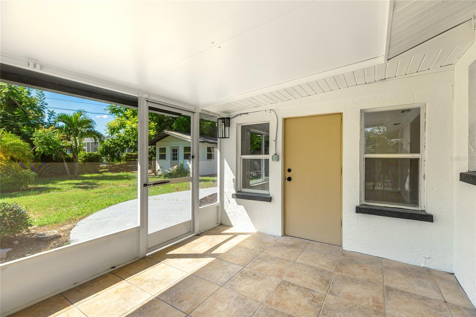 Image 15 of 18 For 208 57th Street W