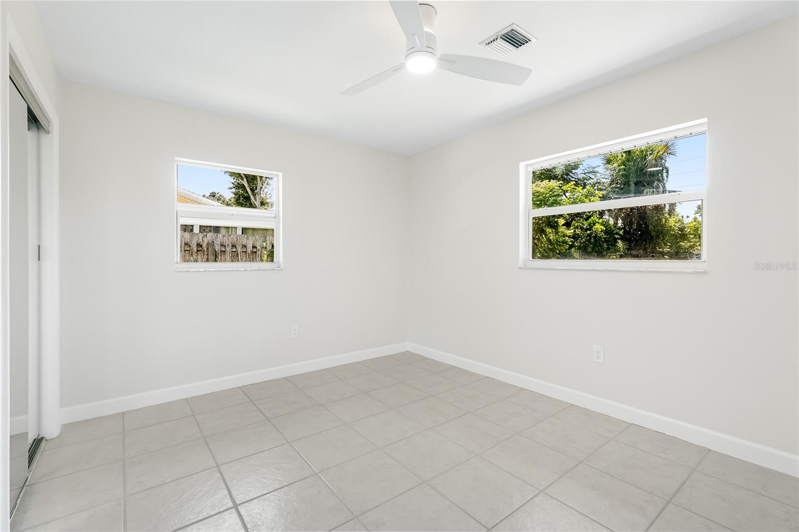 Image 9 of 18 For 208 57th Street W