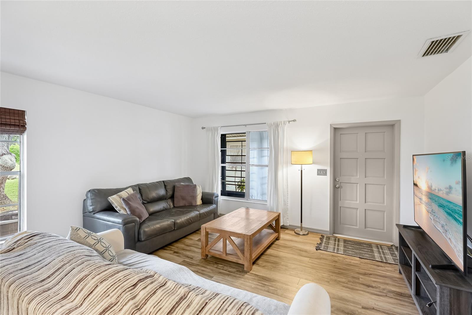 Image 5 of 26 For 3364 Ramblewood Way