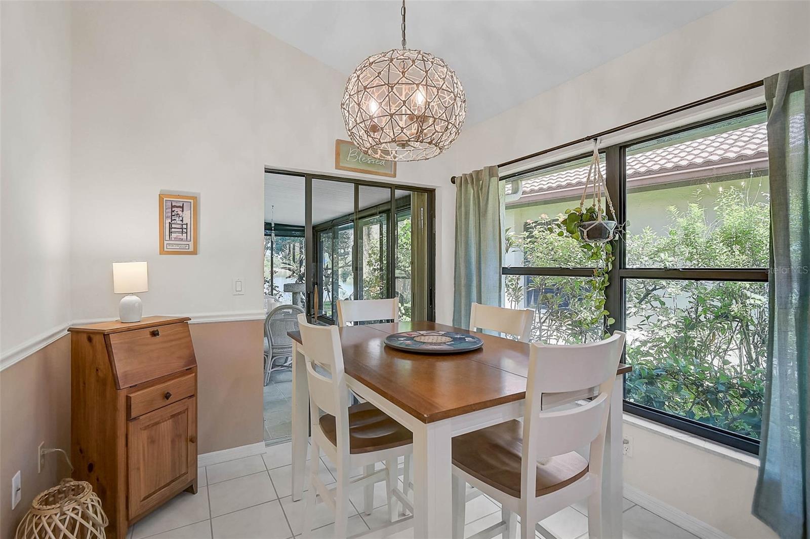 Image 19 of 50 For 7363 Oak Moss Drive 33