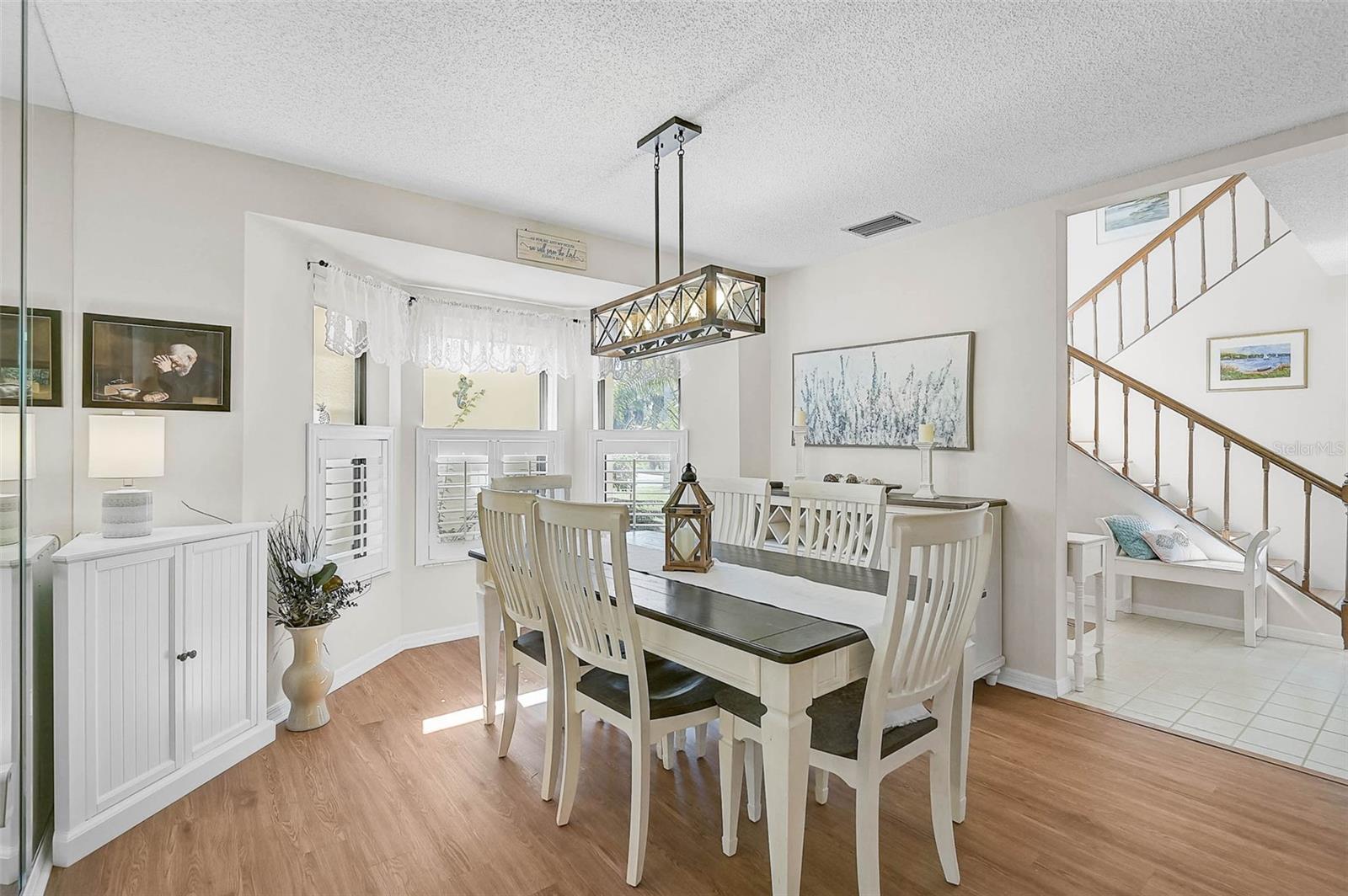 Image 6 of 50 For 7363 Oak Moss Drive 33