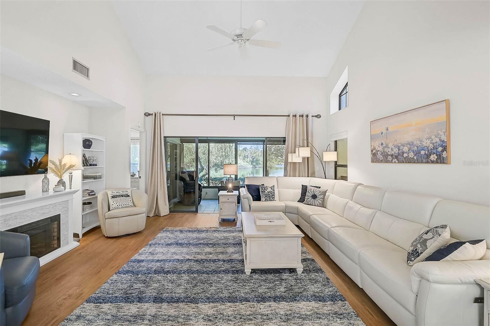 Image 8 of 50 For 7363 Oak Moss Drive 33