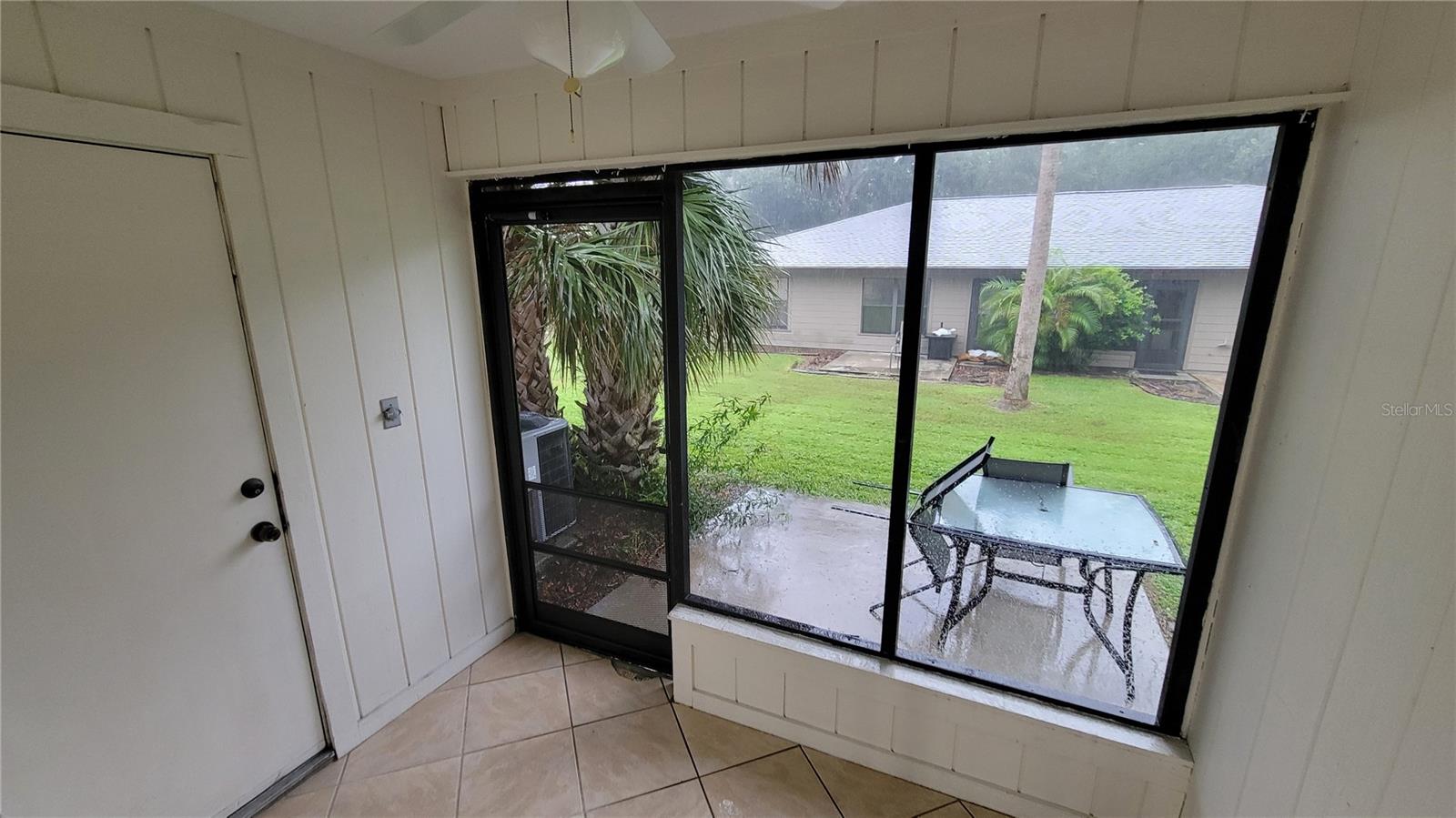 Image 14 of 41 For 5322 11th Street Circle E 5322