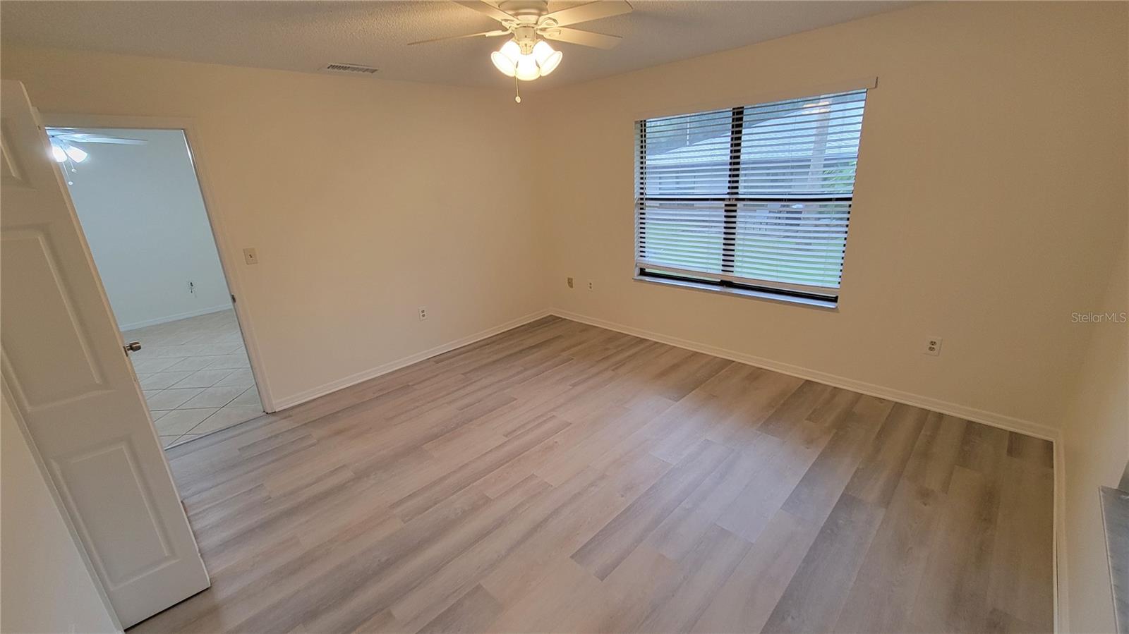 Image 24 of 41 For 5322 11th Street Circle E 5322